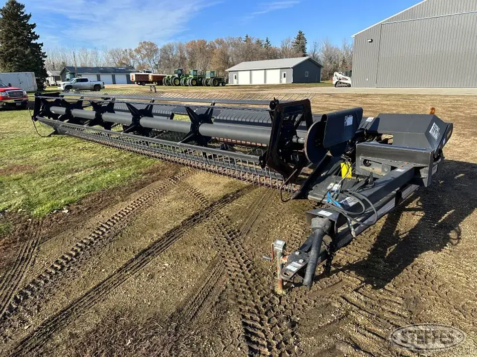 1997 Premier 1900 Pull-Type Swather