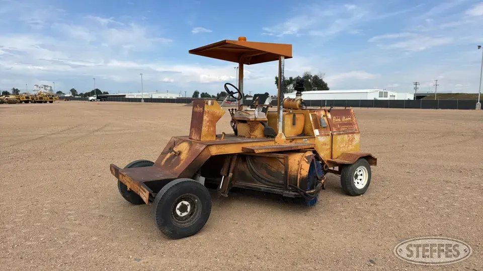 Broce RJ300 Broom