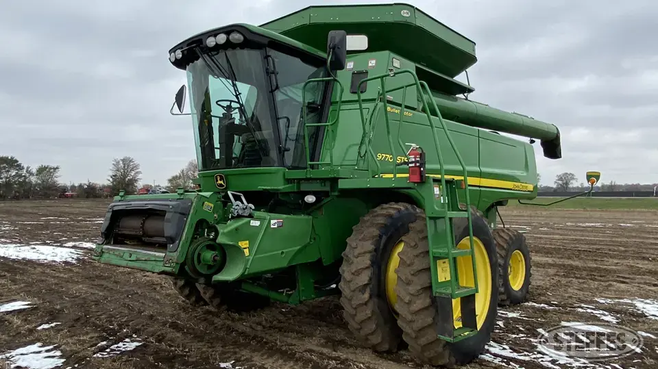 2009 John Deere 9770 Combine
