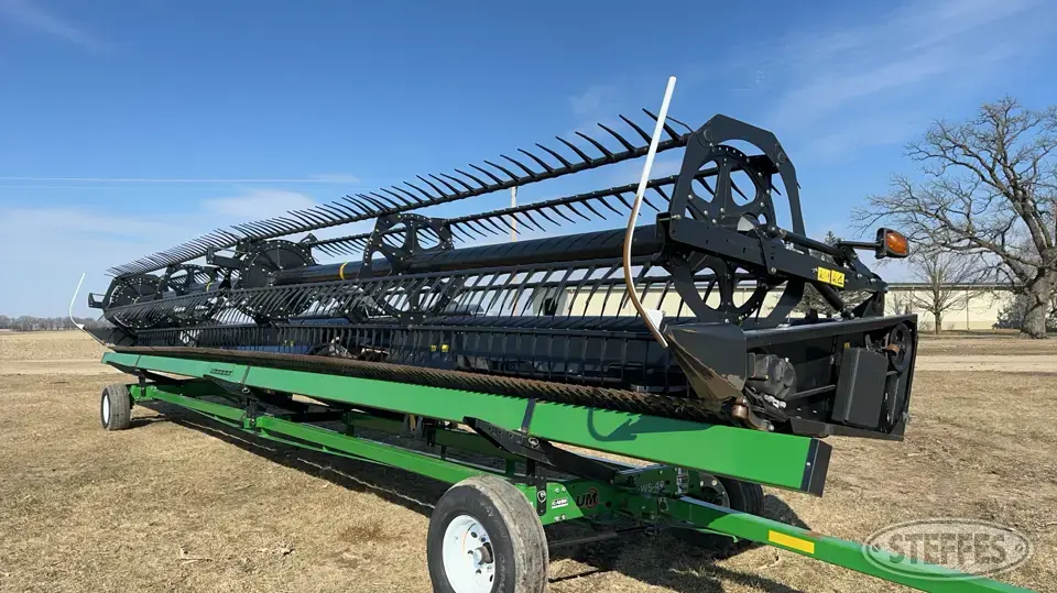 2017 MacDon FD140 Draper Head