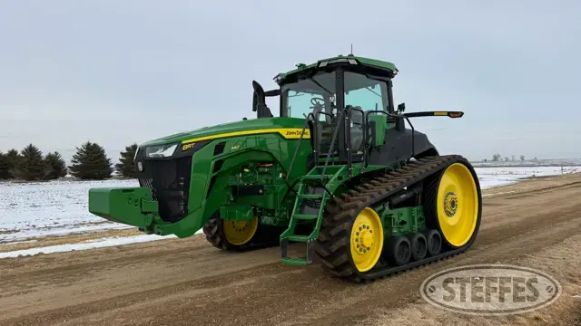 2023 John Deere 8RT 340