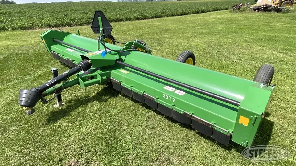 John Deere 115 Stalk Chopper