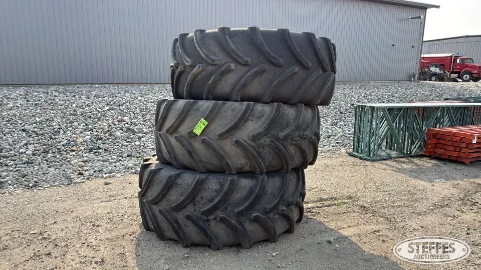 (3) Firestone Maxi-Traction IF800/70R38 tractor tires Tractor-Implement Tire