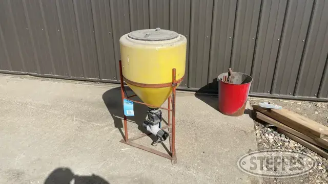 6 gal. mix cone