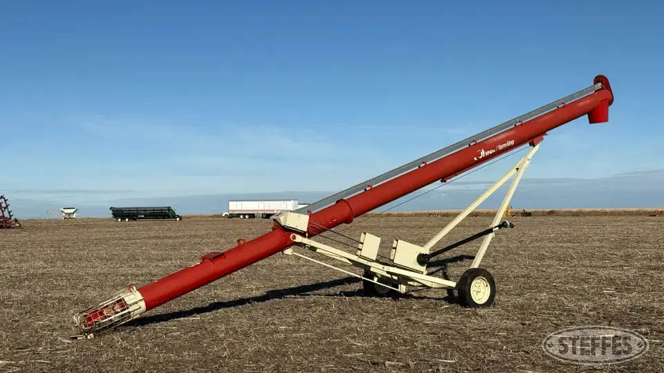 Buhler/Farm King 1336 Straight Auger