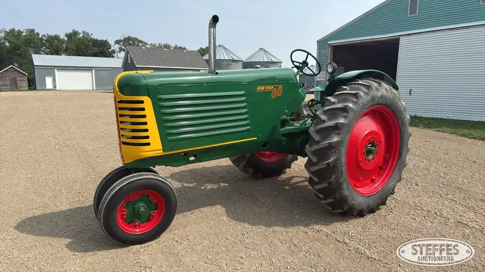 1950 Oliver Row Crop 88 Collectible Tractor