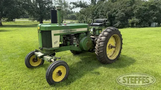 1956 John Deere 720