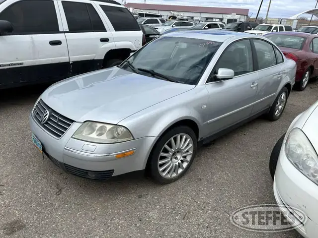 2003 Volkswagen Passat W8