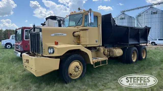 1976 Kenworth C-500A