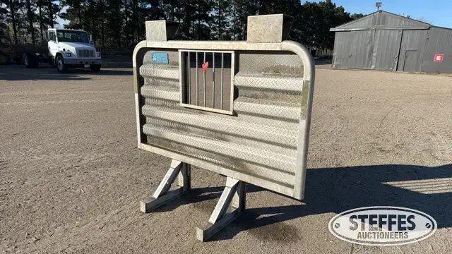 Merritt headache rack