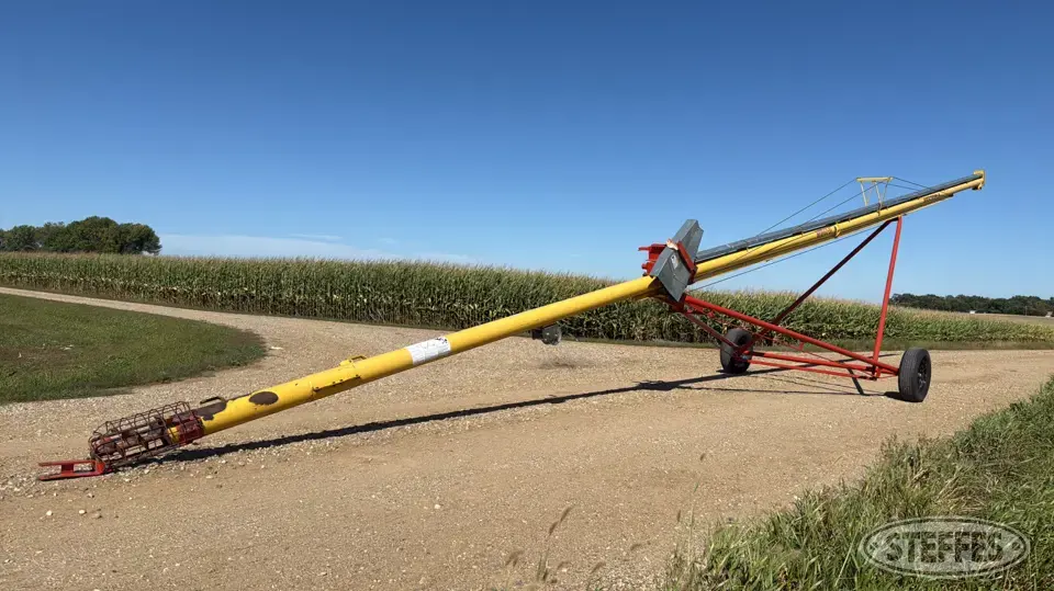 2005 Westfield WR60-51 Straight Auger