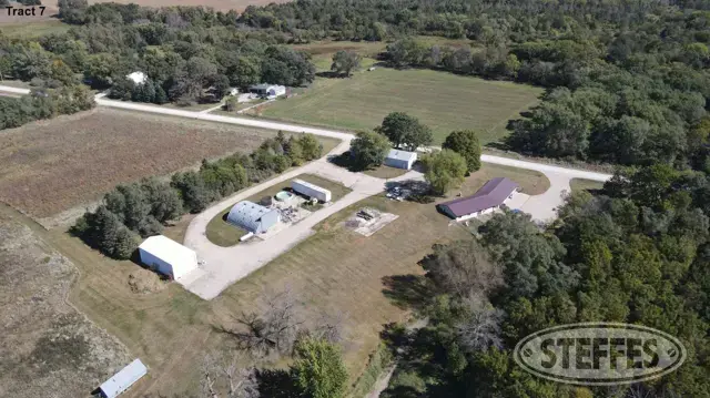Tract 7 – Country Acreage with Buildings on 6.33 Surveyed Acres
