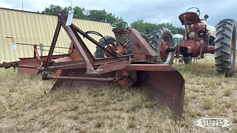 Erskine snowblower 3 Pt. Snowblower