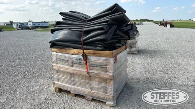 8” manure hose