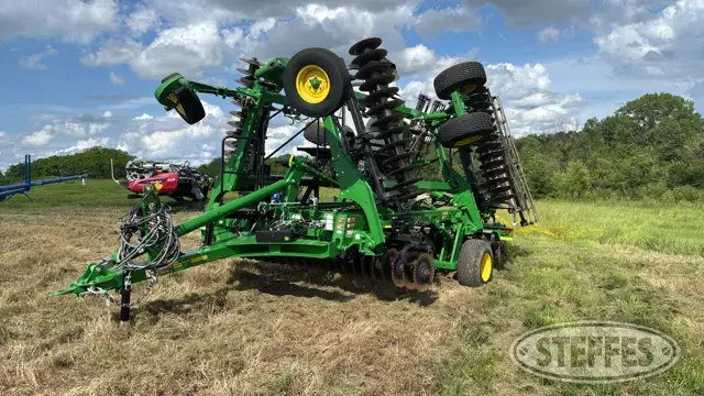 John Deere 2660VT