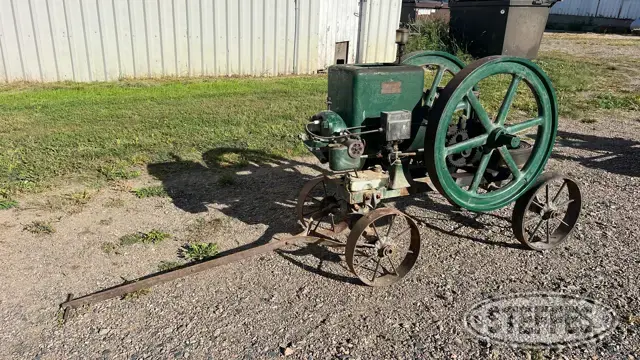 Witte 8 hp. Engine