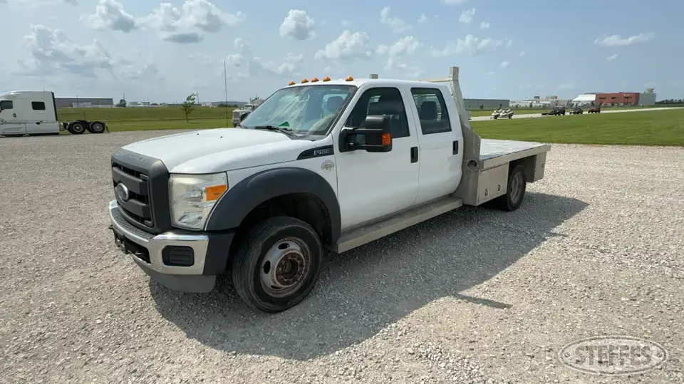 2013 Ford F-550 Super Duty Over 1 Ton Pickup