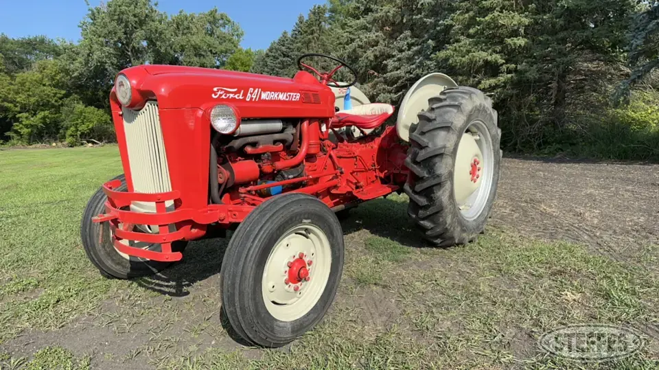 1957 Ford 641 Workmaster Collectible Show Tractors-Stationary Engine