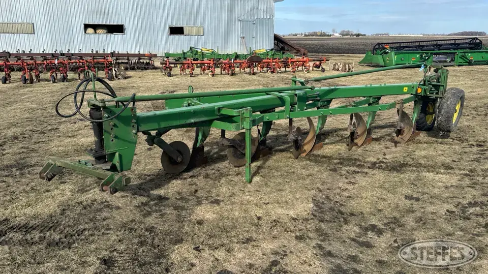 John Deere F1350-F1450 Plow