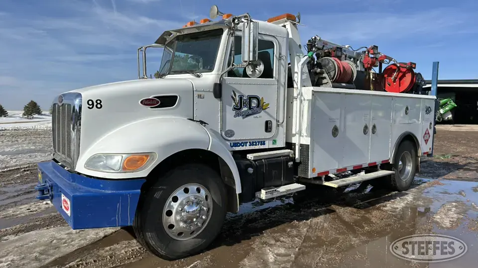 2013 Peterbilt 337 Service Utility Truck