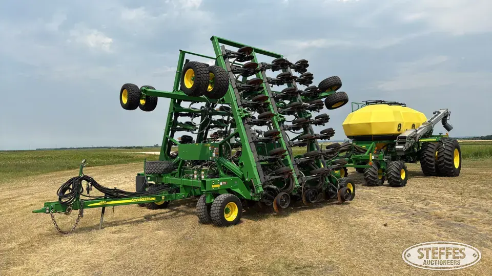 2016 John Deere 1895 Air Drills and Air Seeder