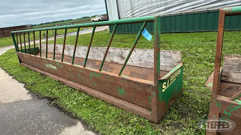 S.I. Feeders and Bunk