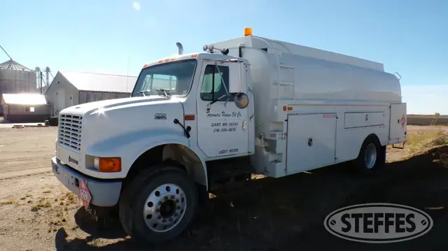 2001 International 4900