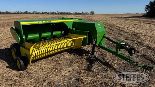 1991 John Deere 328