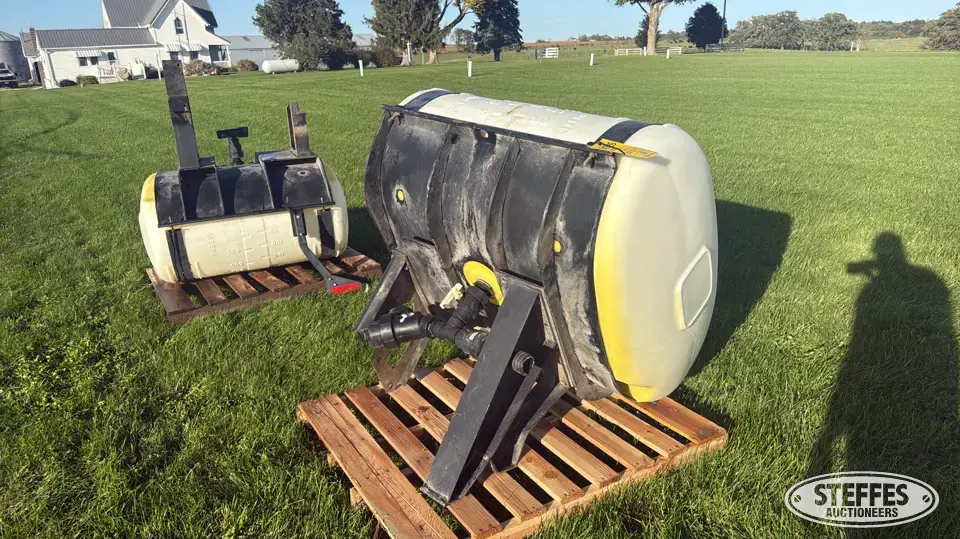 Saddle tanks Liquid Fertilizer Tank