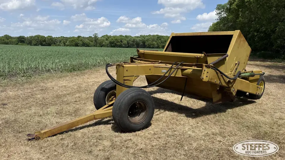 Eversman 650 Pull Scraper