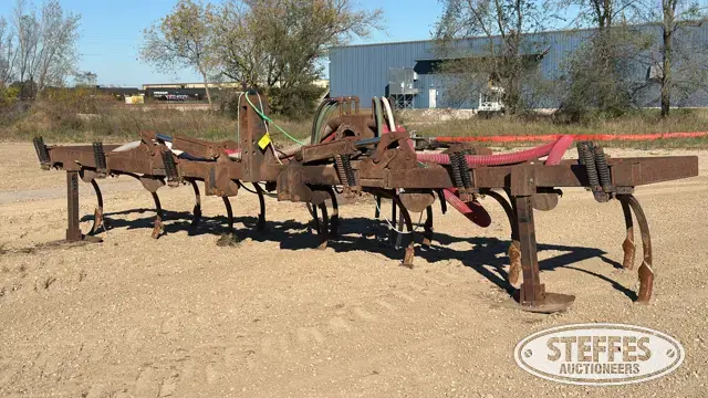 Liquid manure applicator