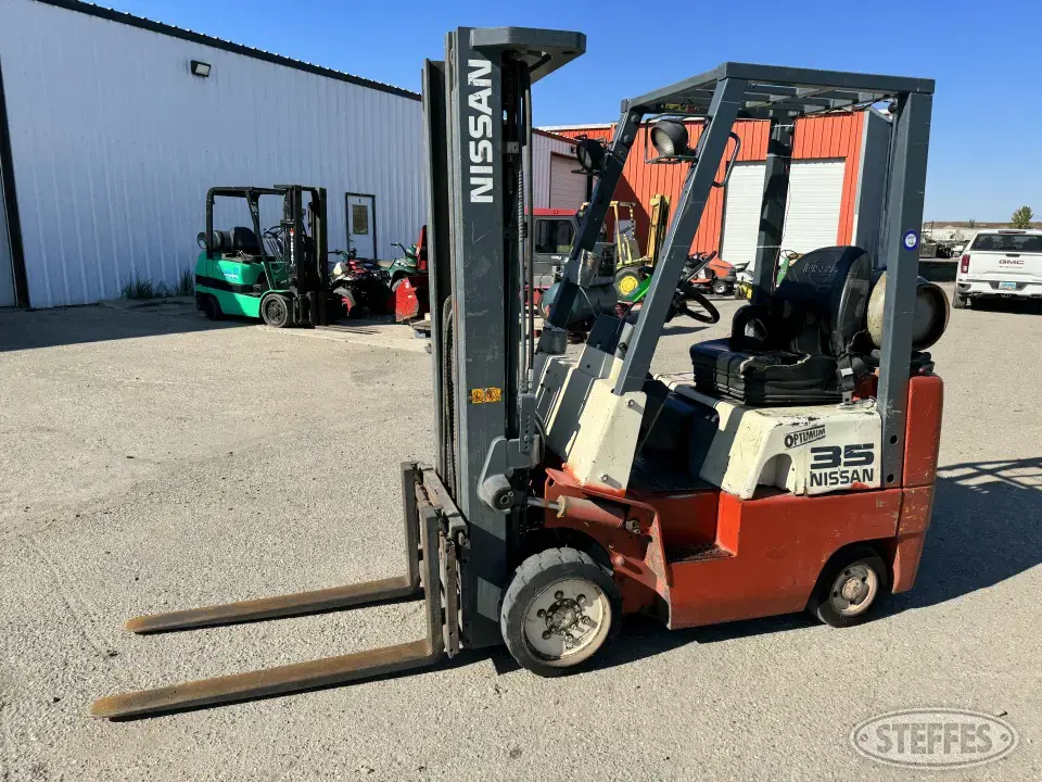 Nissan 35 Optimum Warehouse Forklift