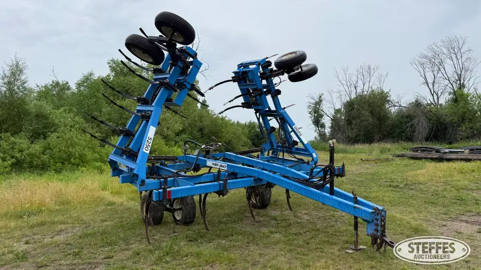 DMI Nutri-Placr 5250 NH3 Applicator