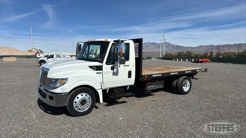 2014 International TerraStar Flatbed Truck