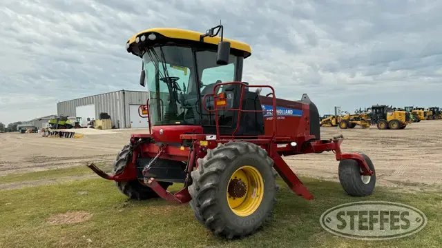 2014 New Holland SR200