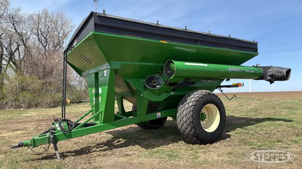 2012 Brent 882 Grain Cart