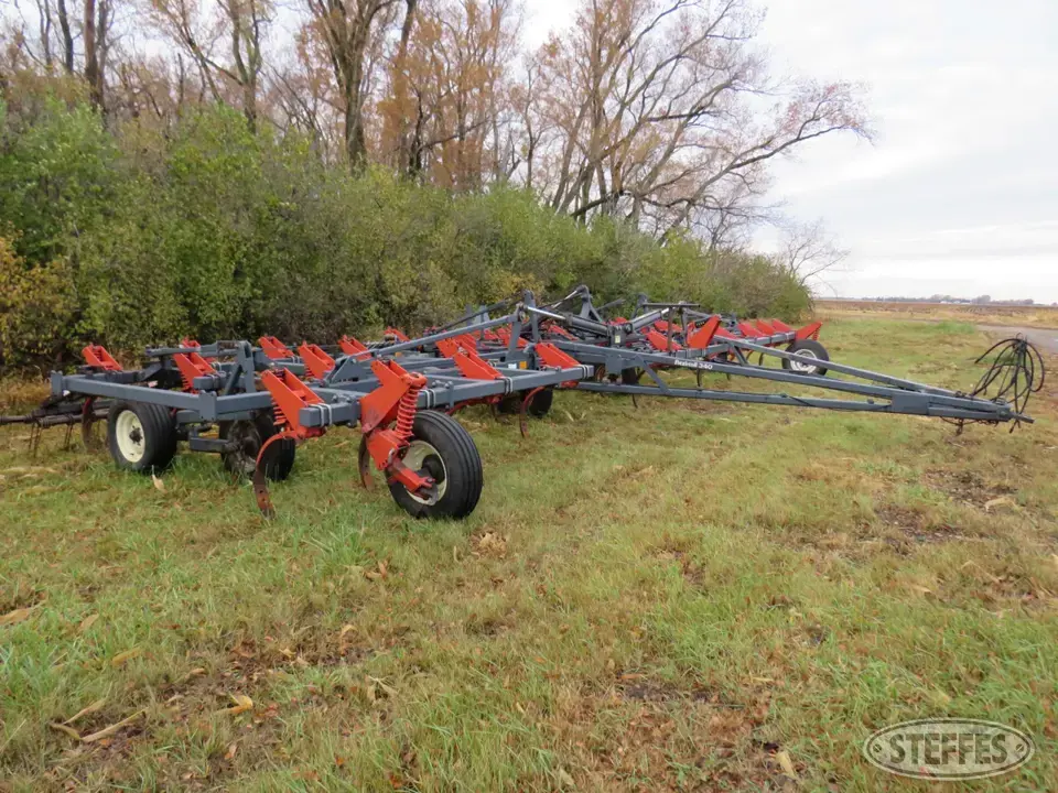 Flexi-Coil Chisel Plow
