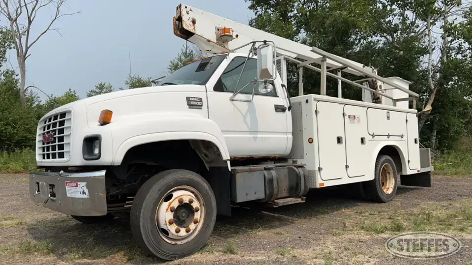 1998 GMC C5500 Specialty Truck