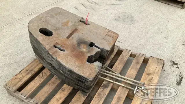 (8) New Holland suitcase weights