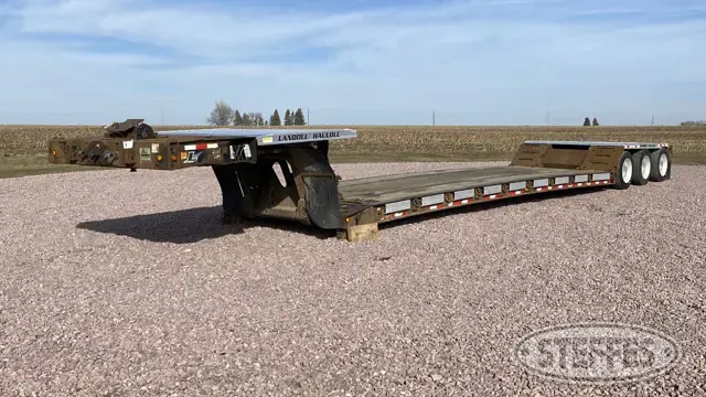 2012 Landoll 835BE