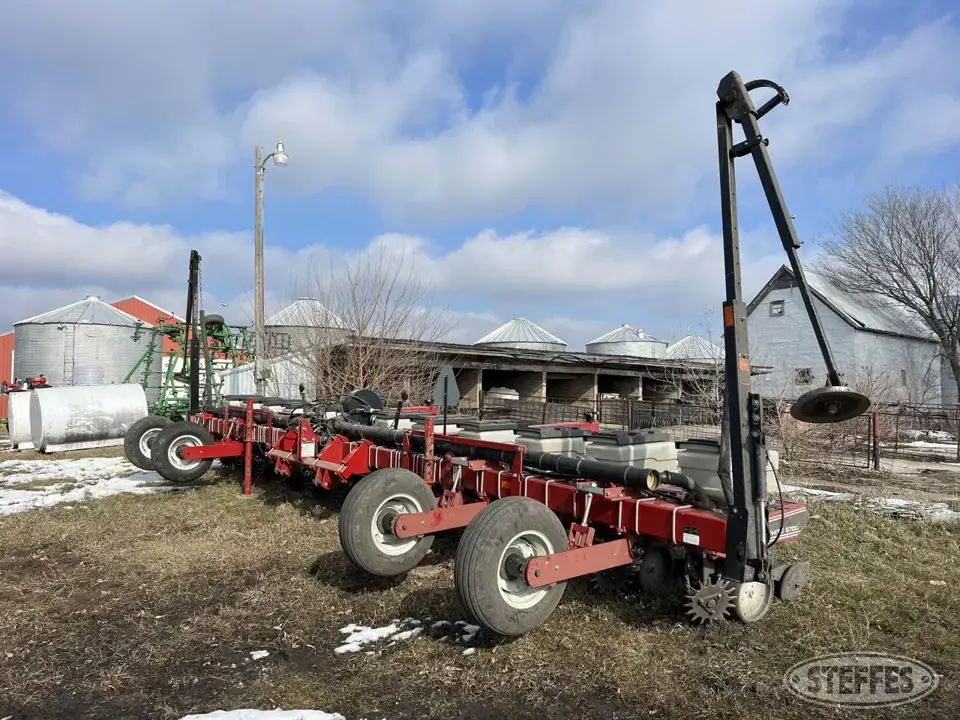 White 6722 Less Than 12 Row Planter