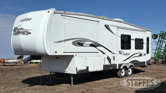 2006 Forest River Sandpiper 305RLW