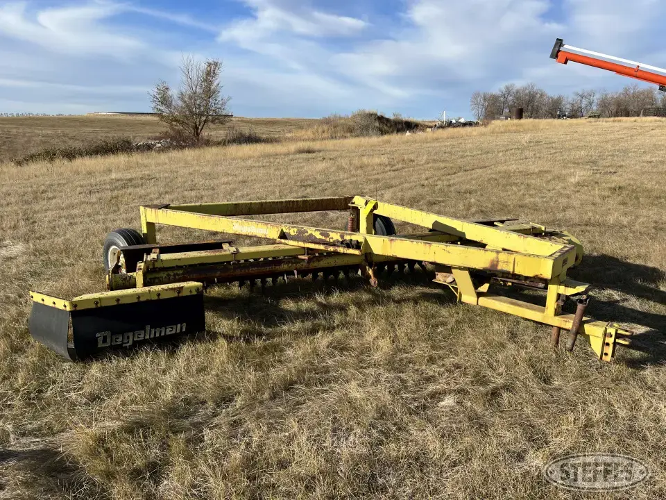 Degelman LC14 Rock Picker