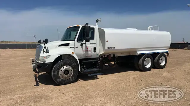 2008 International 4400