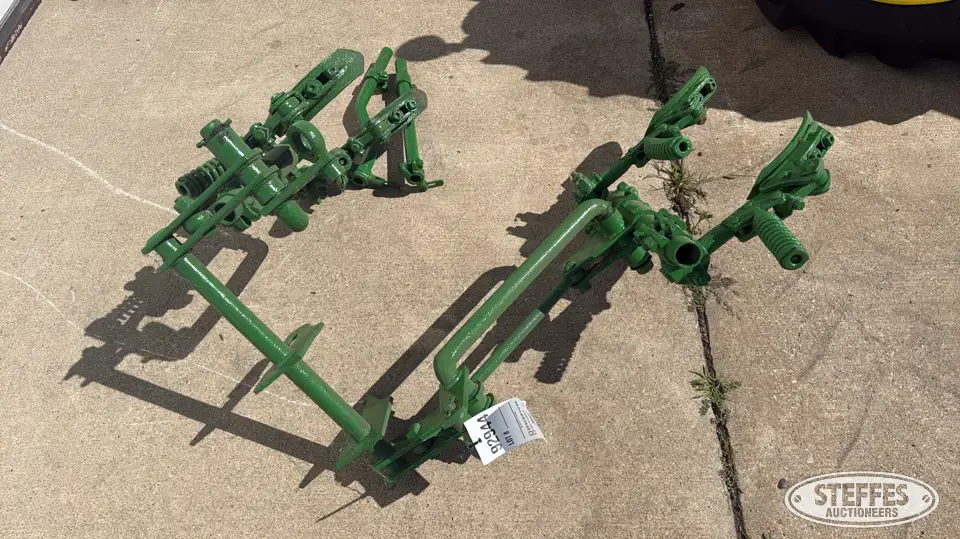 John Deere chisel plow Collectible Machinery-Other