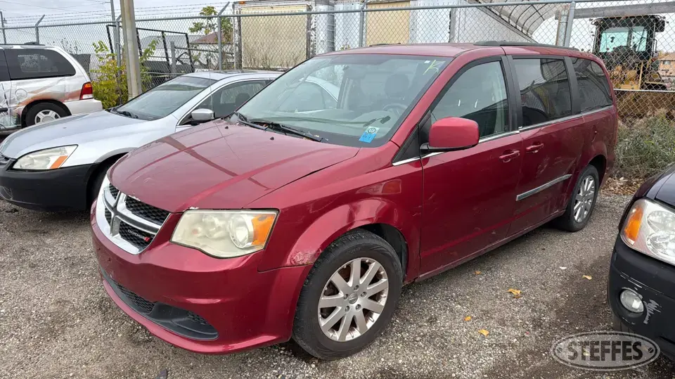 2014 Chrysler Town & Country Touring Van