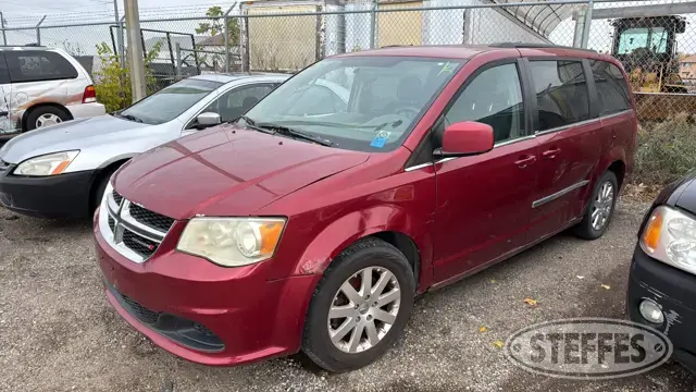 2014 Chrysler Town & Country Touring