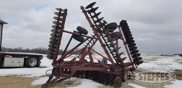 IH 490