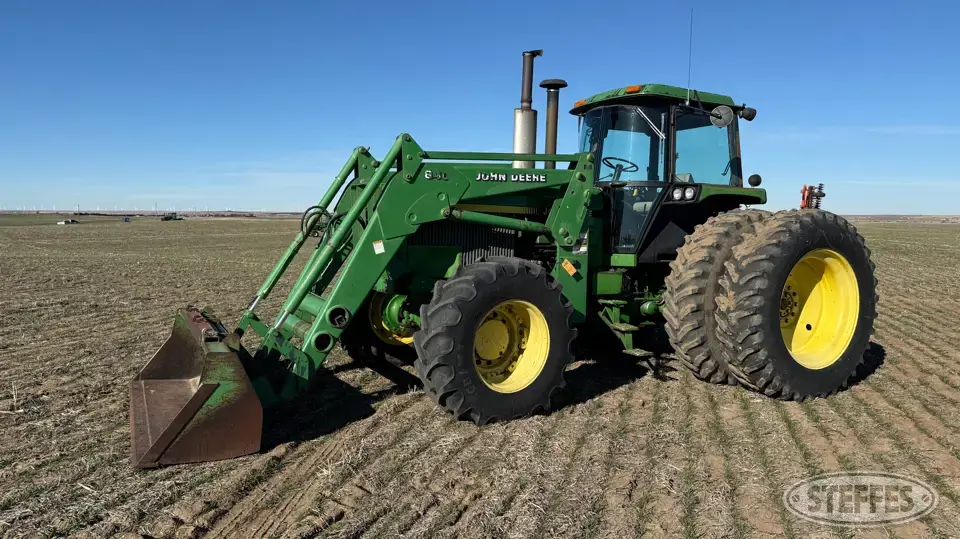 1991 John Deere 4955 MFWD Tractor