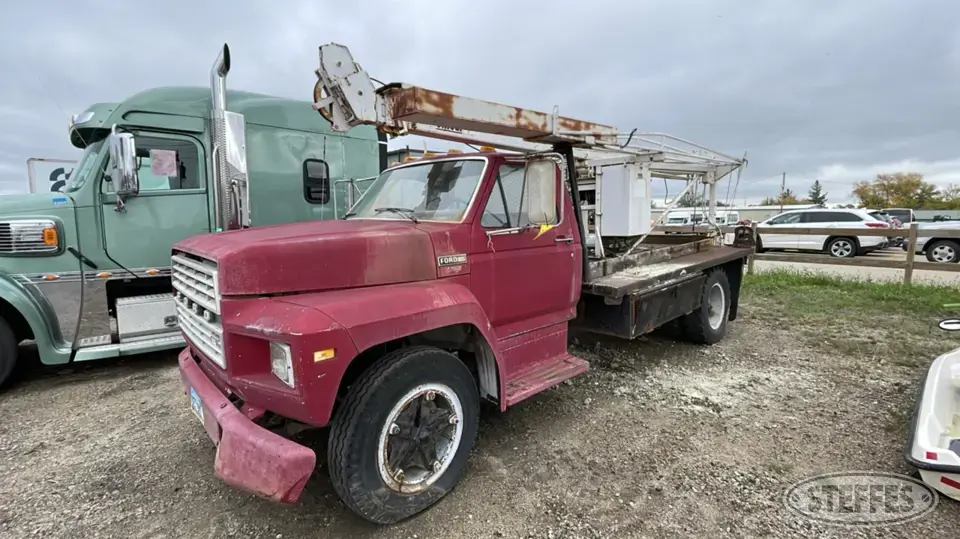 1981 Ford F600 Specialty Truck